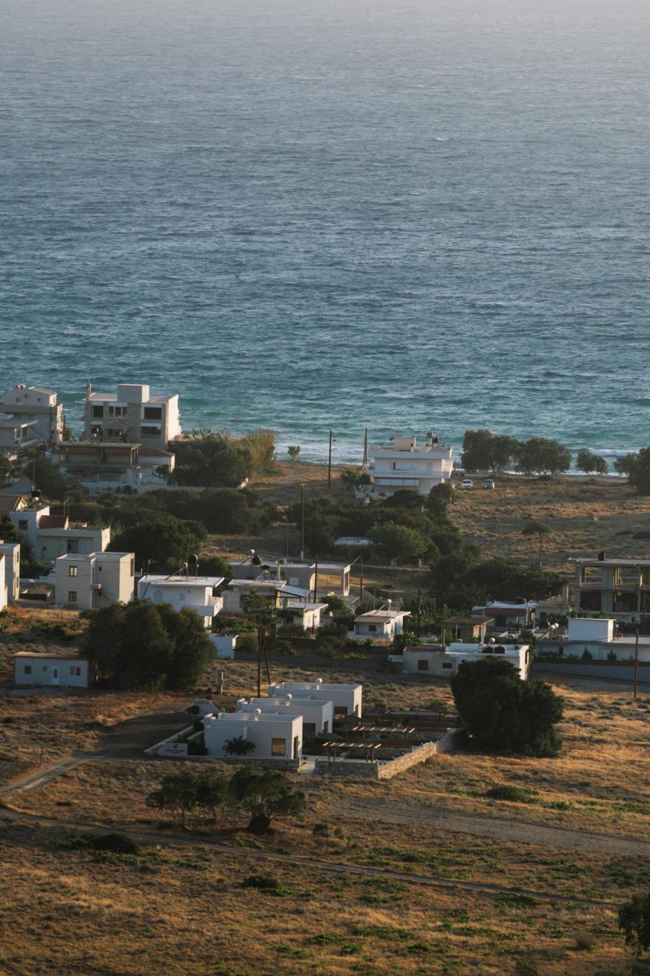 Kedros Katikies Villa Kalamaki  Exterior photo